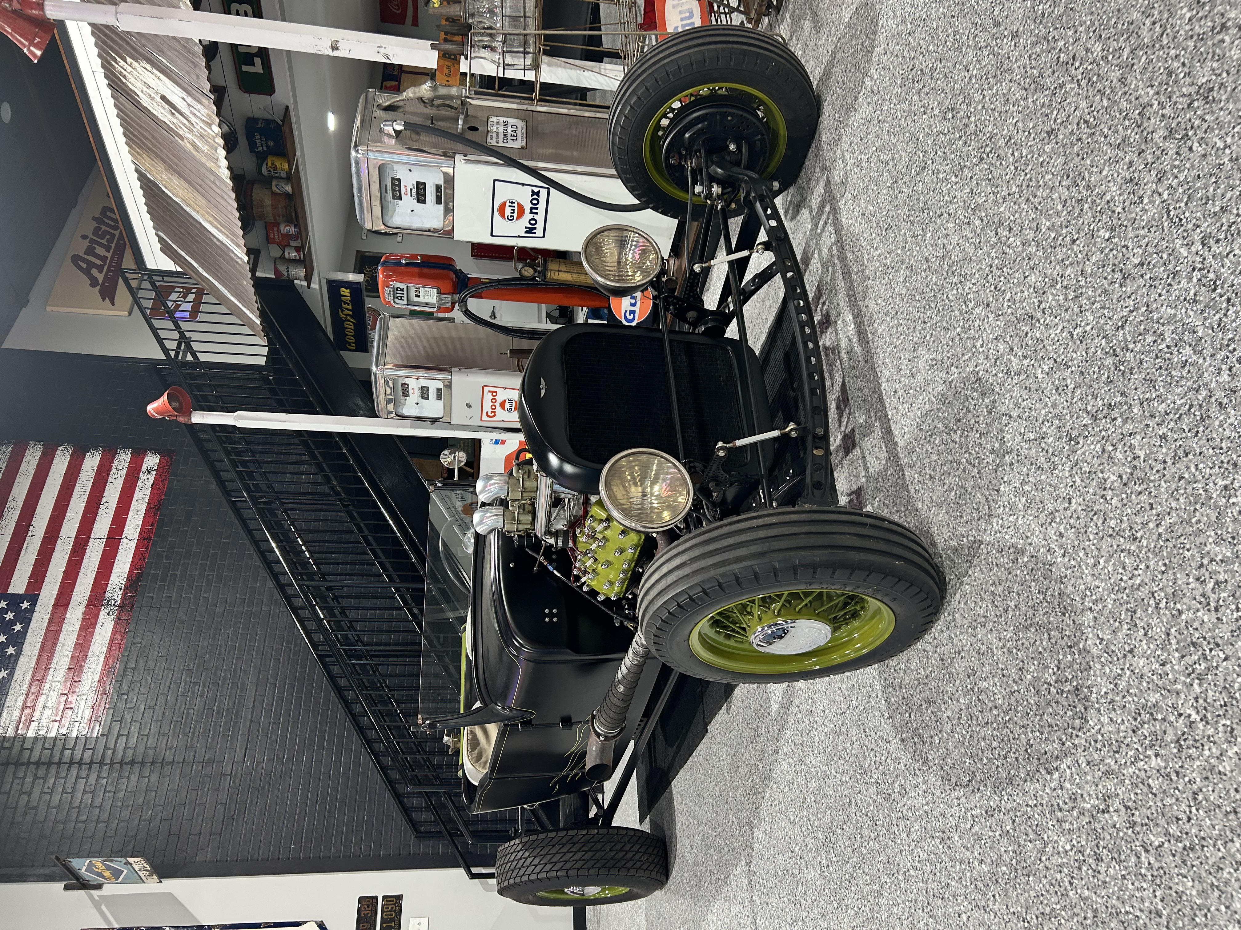 1928 Ford T-Bucket Roadster