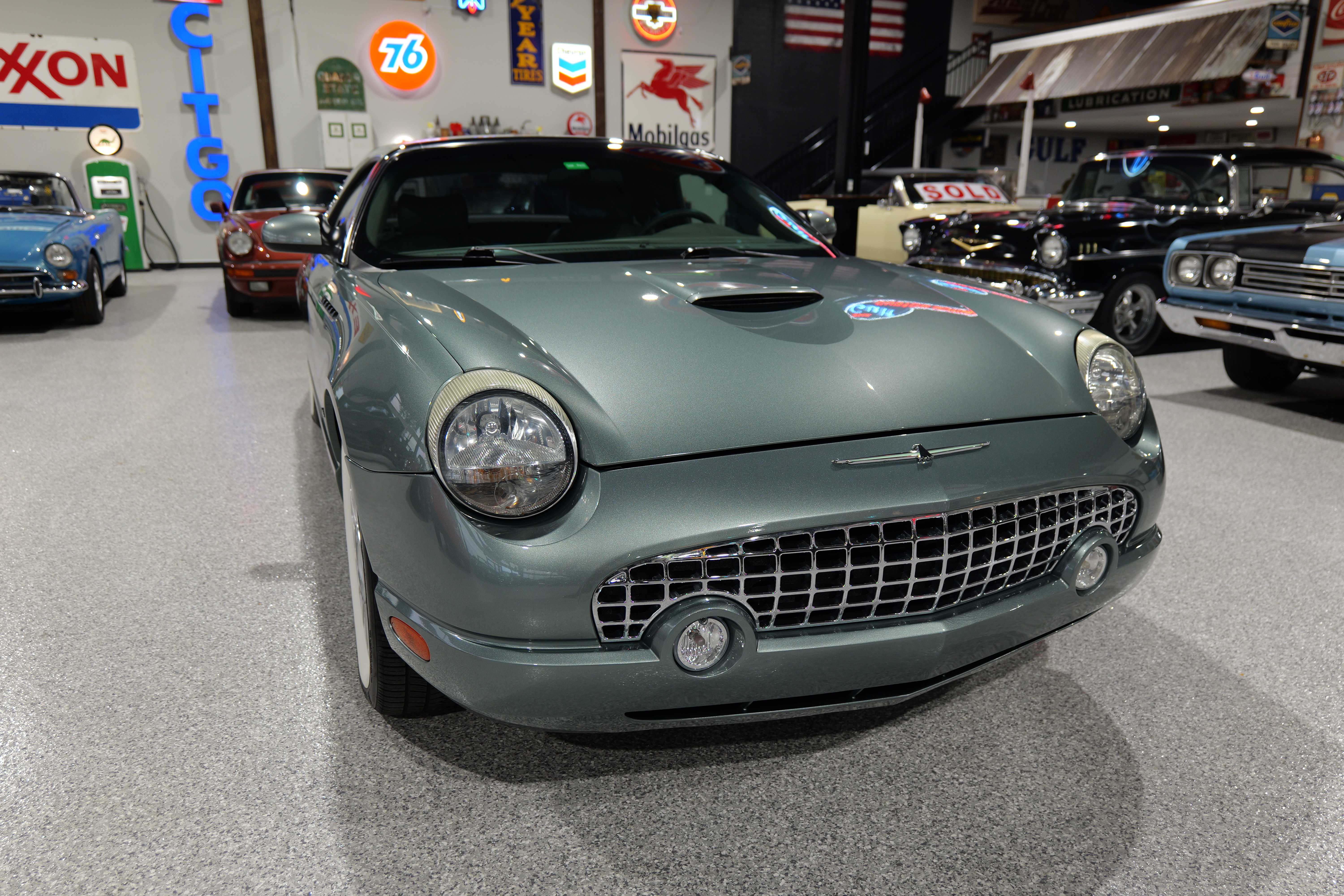 2004 Ford Thunderbird Pacific Coast Roadster